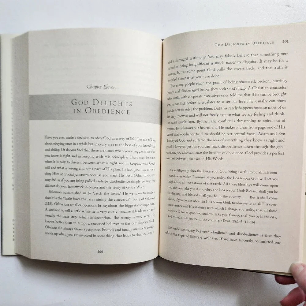 In Step with God: Understanding His Ways and Plans for Your Life by Stanley NEW